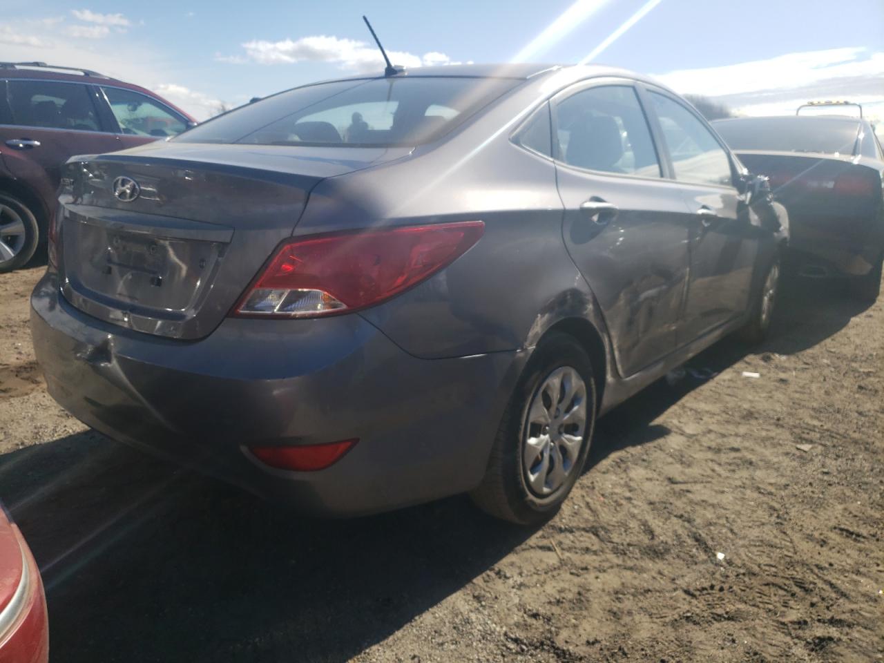 Photo 4 from auction – 2015 HYUNDAI ACCENT GLS with VIN KMHCT4AE0FU803734