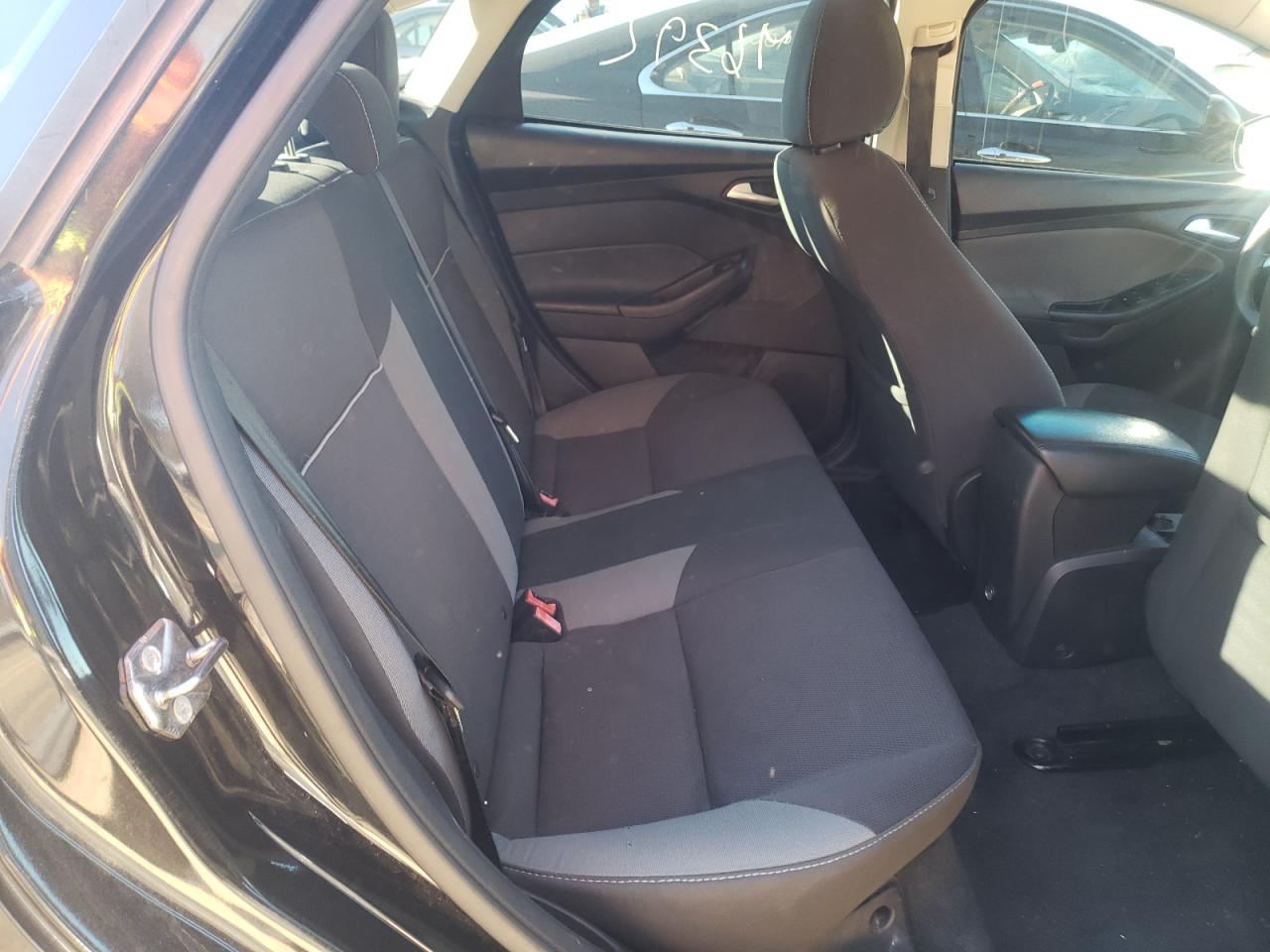 Photo 6 from auction – 2013 FORD FOCUS SE with VIN 1FADP3F22DL237381