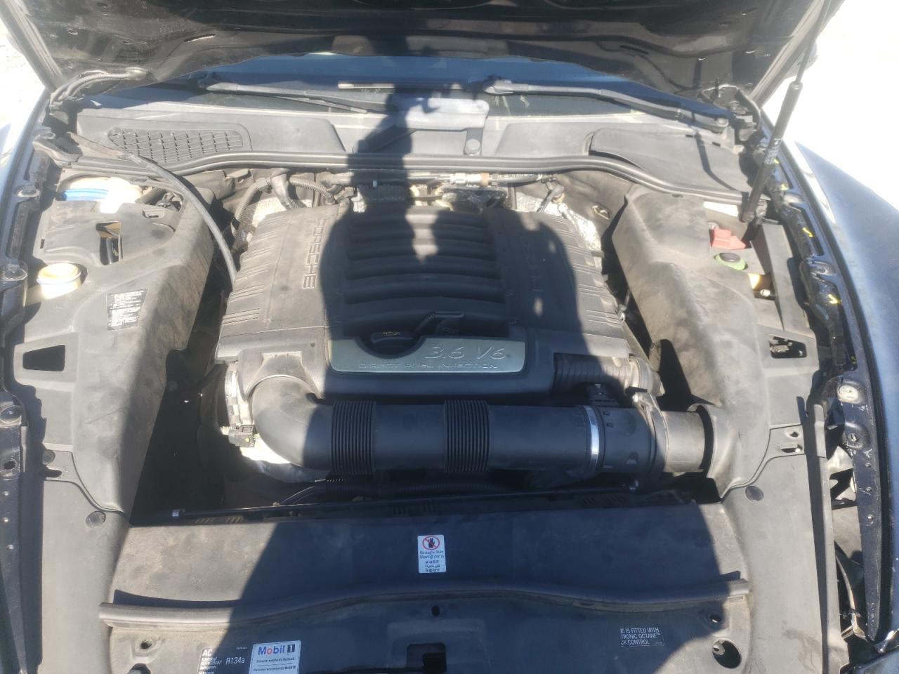 Photo 11 from auction – 2012 PORSCHE CAYENNE with VIN WP1AA2A29CLA05924
