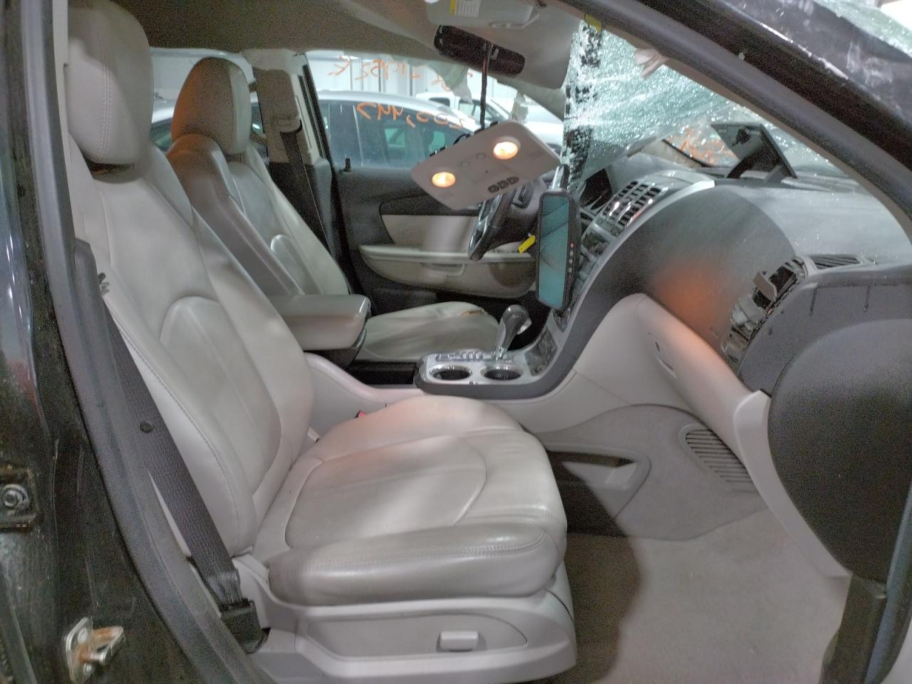 Photo 5 from auction – 2010 GMC ACADIA SLT with VIN 1GKLVMED0AJ192733