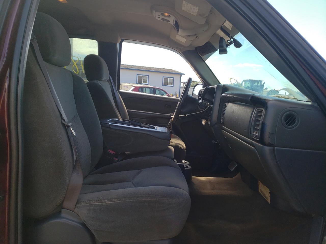 Photo 5 from auction – 2003 CHEVROLET SILVERADO with VIN 2GCEC19T831289928