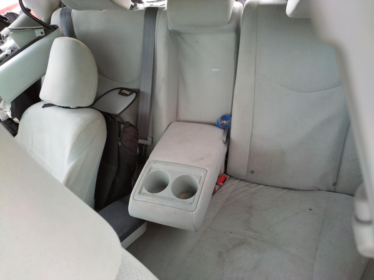 Photo 6 from auction – 2010 TOYOTA PRIUS with VIN JTDKN3DU3A0220162