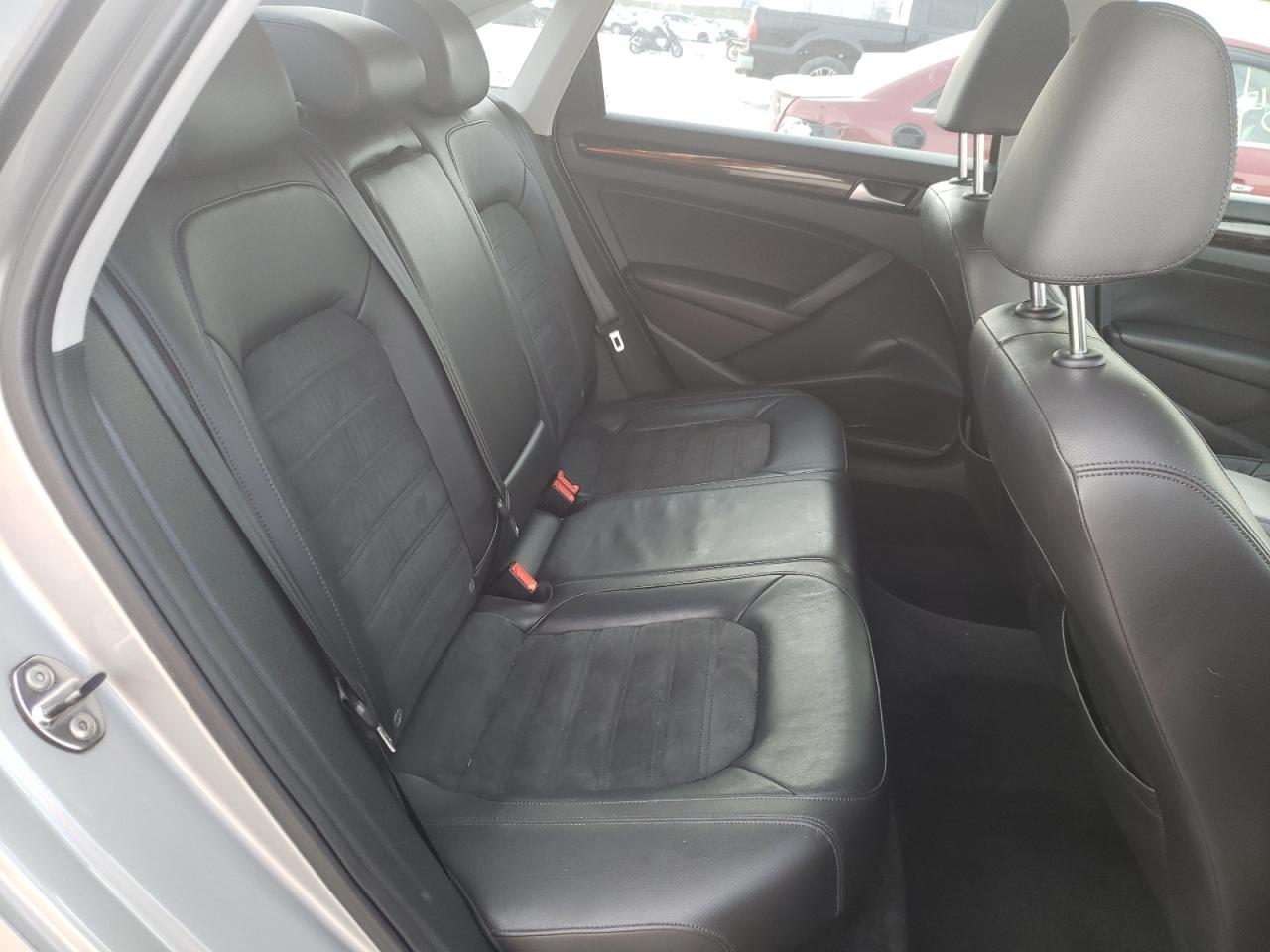 Photo 6 from auction – 2014 VOLKSWAGEN PASSAT SEL with VIN 1VWCT7A39EC095392