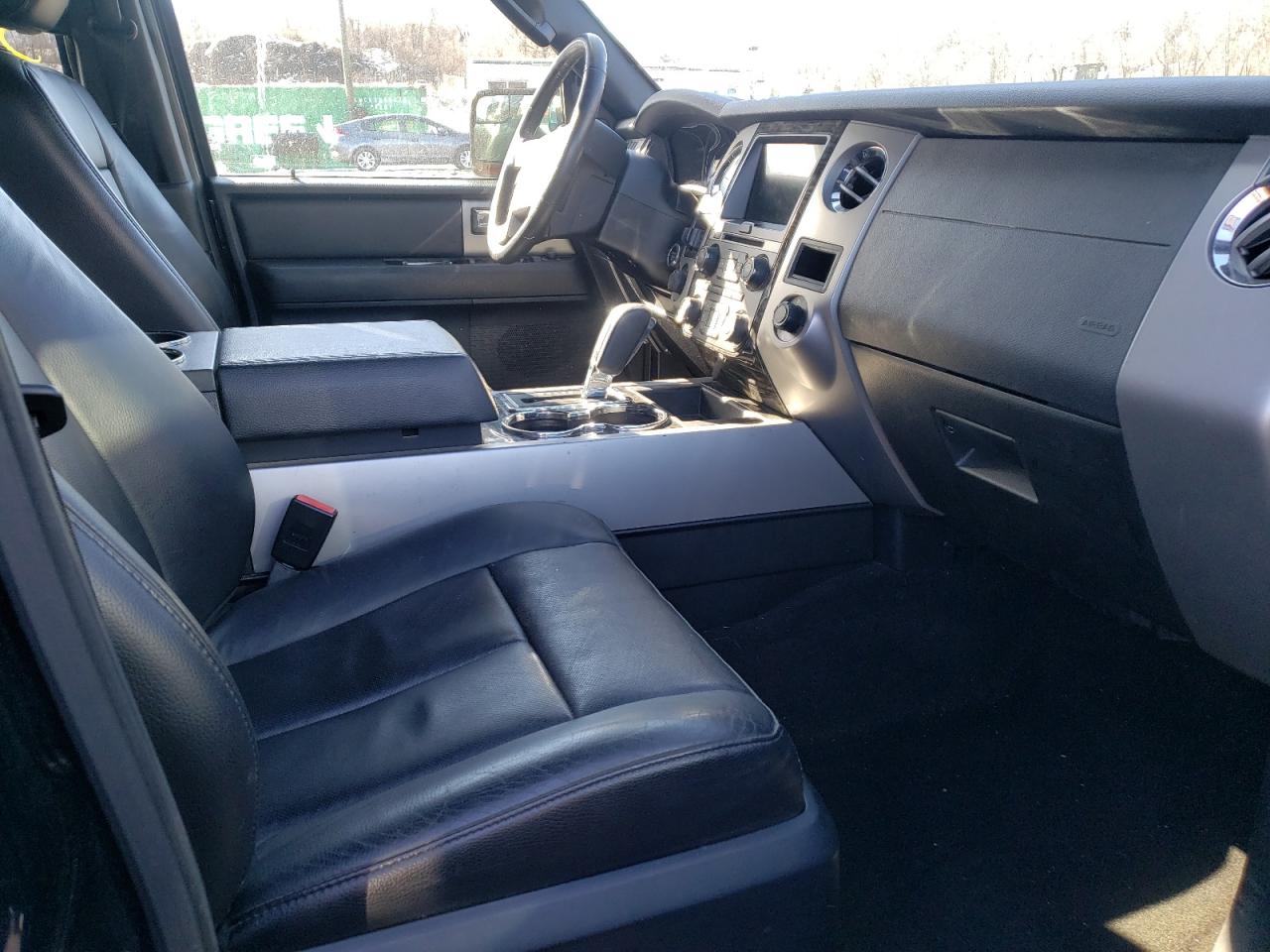 Photo 5 from auction – 2016 FORD EXPEDITION with VIN 1FMJK2AT8GEF13010