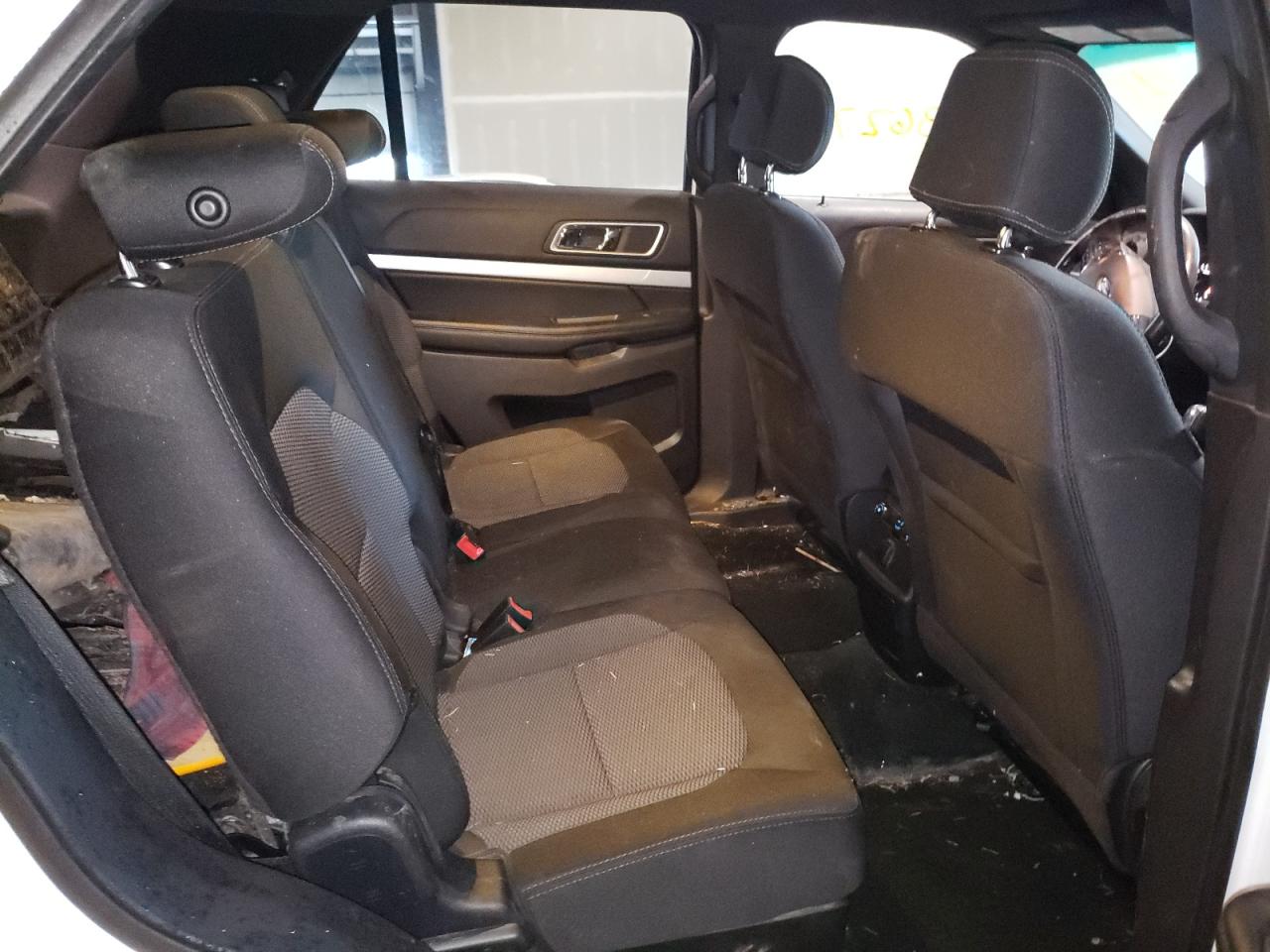 Photo 6 from auction – 2017 FORD EXPLORER X with VIN 1FM5K8D80HGB33094