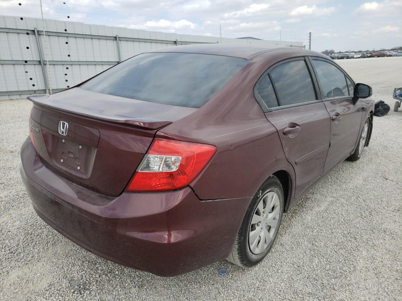 Photo 4 from auction – 2012 HONDA CIVIC LX with VIN 2HGFB2F51CH557505