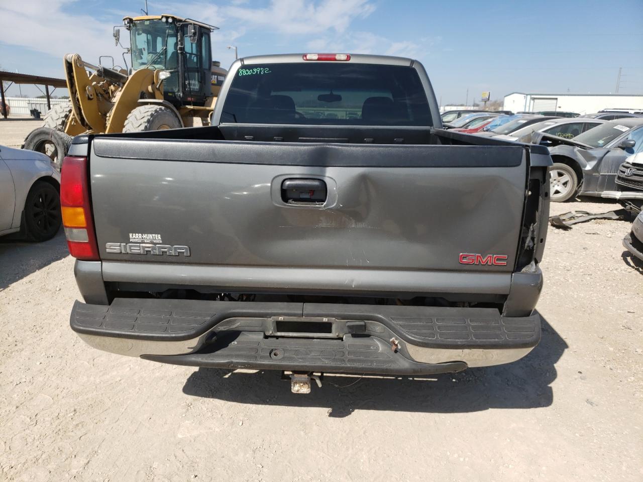 Photo 9 from auction – 2002 GMC NEW SIERRA with VIN 2GTEC19T421367507