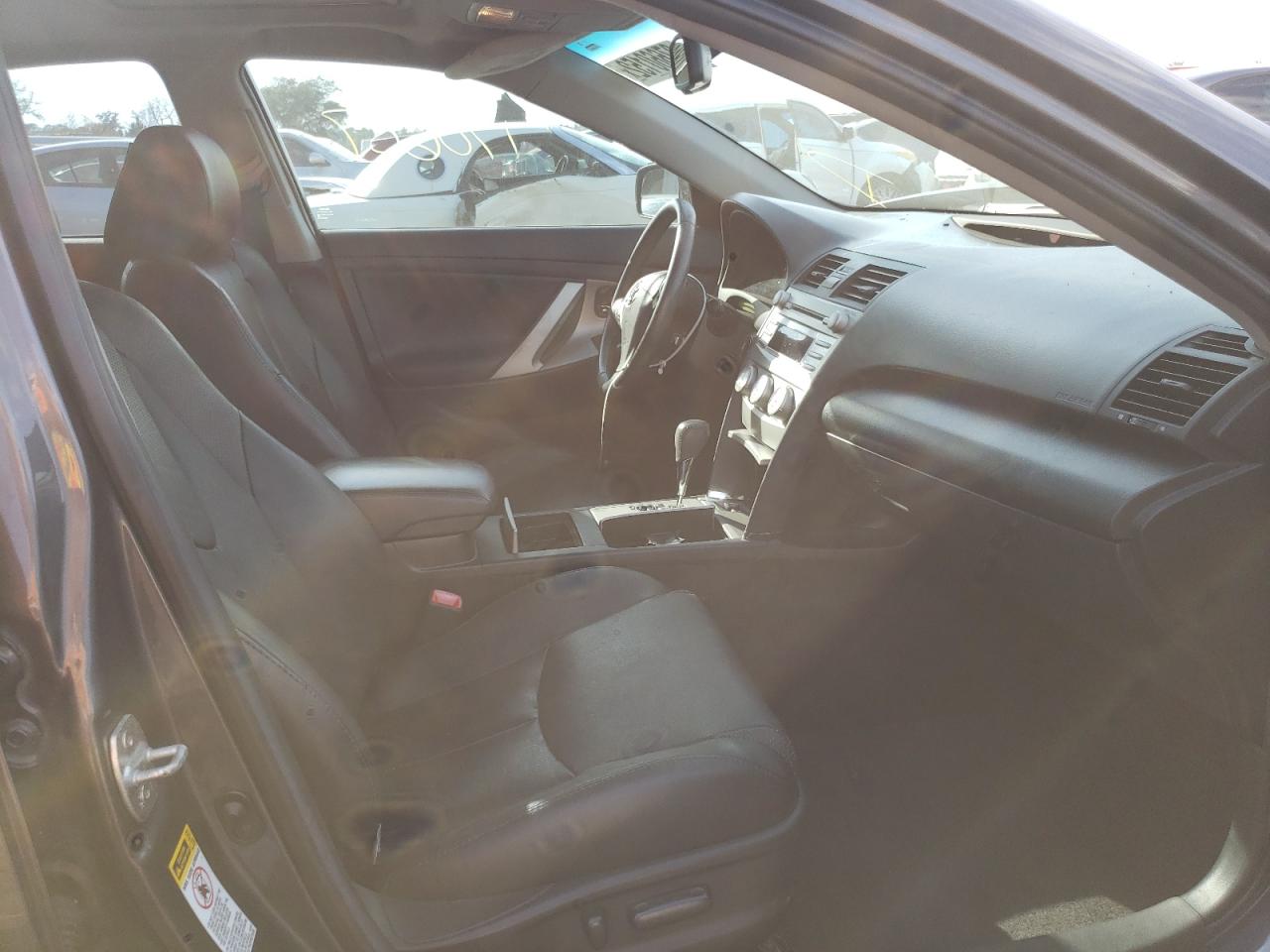 Zdjęcie 5 z aukcji – 2011 TOYOTA CAMRY BASE z VIN 4T1BF3EK3BU214796
