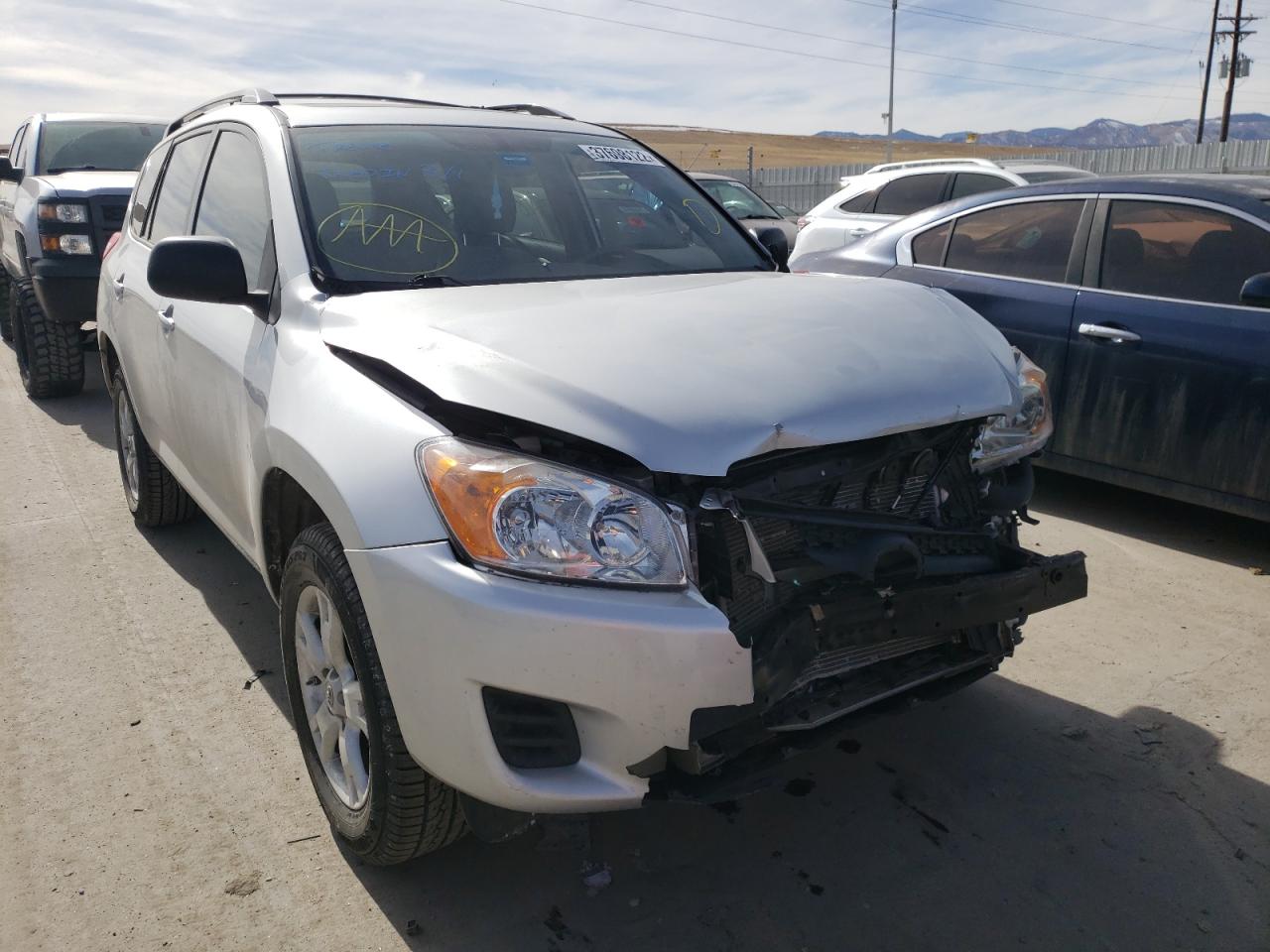 TOYOTA RAV4 2012 with VIN 2T3BF4DV4CW261877 - Photo from auction