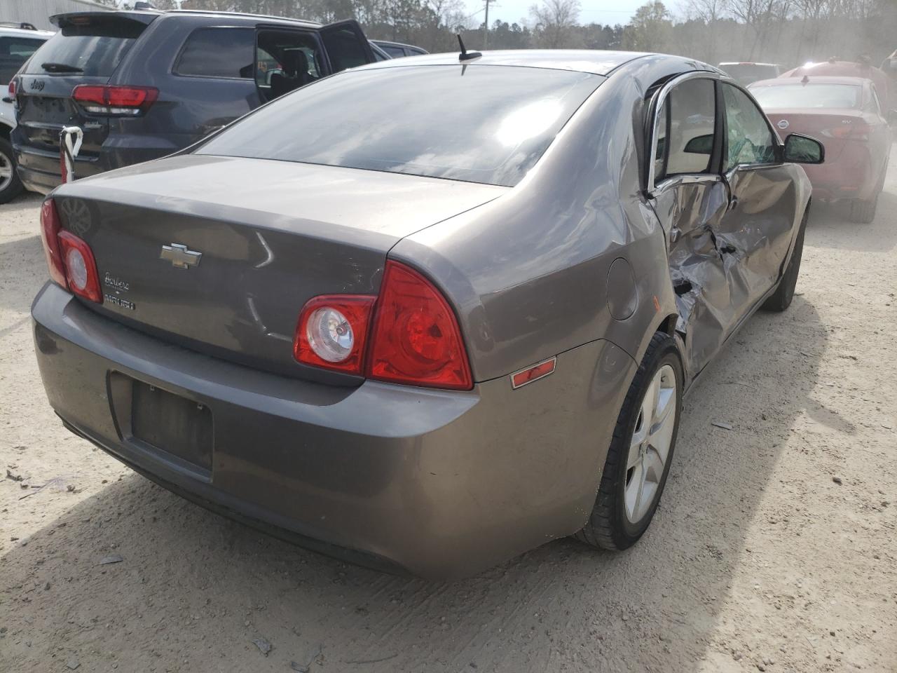 Photo 4 from auction – 2011 CHEVROLET MALIBU LS with VIN 1G1ZB5E13BF329462