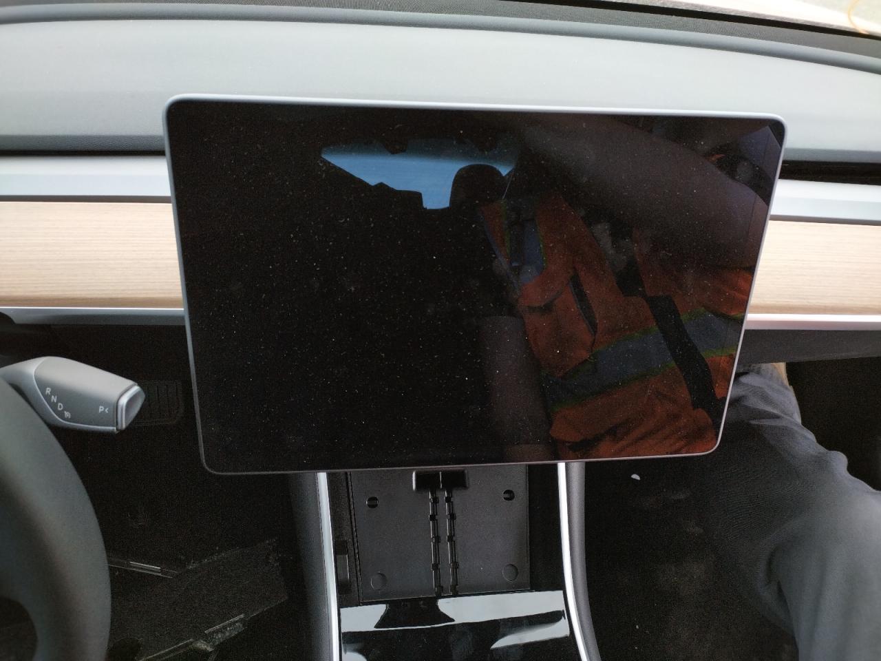 Photo 8 from auction – 2020 TESLA MODEL 3 with VIN 5YJ3E1EA5LF644492