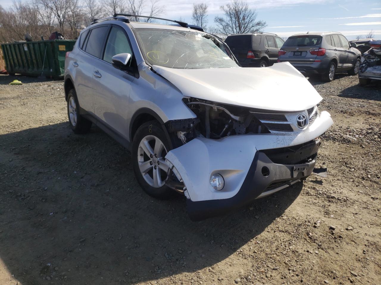 TOYOTA RAV4 XLE 2014 with VIN JTMRFREV5ED091118 - Photo from auction