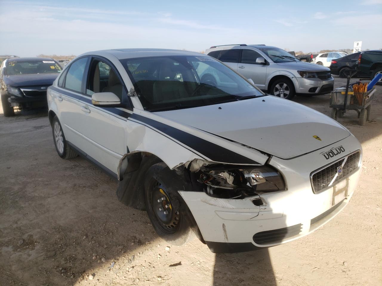 VOLVO S40 2.4I 2005 with VIN YV1MS390352116430 - Photo from auction