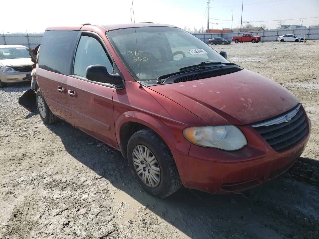 CHRYSLER TOWN & COU 2007 with VIN 2A4GP44R27R252594 - Photo from auction