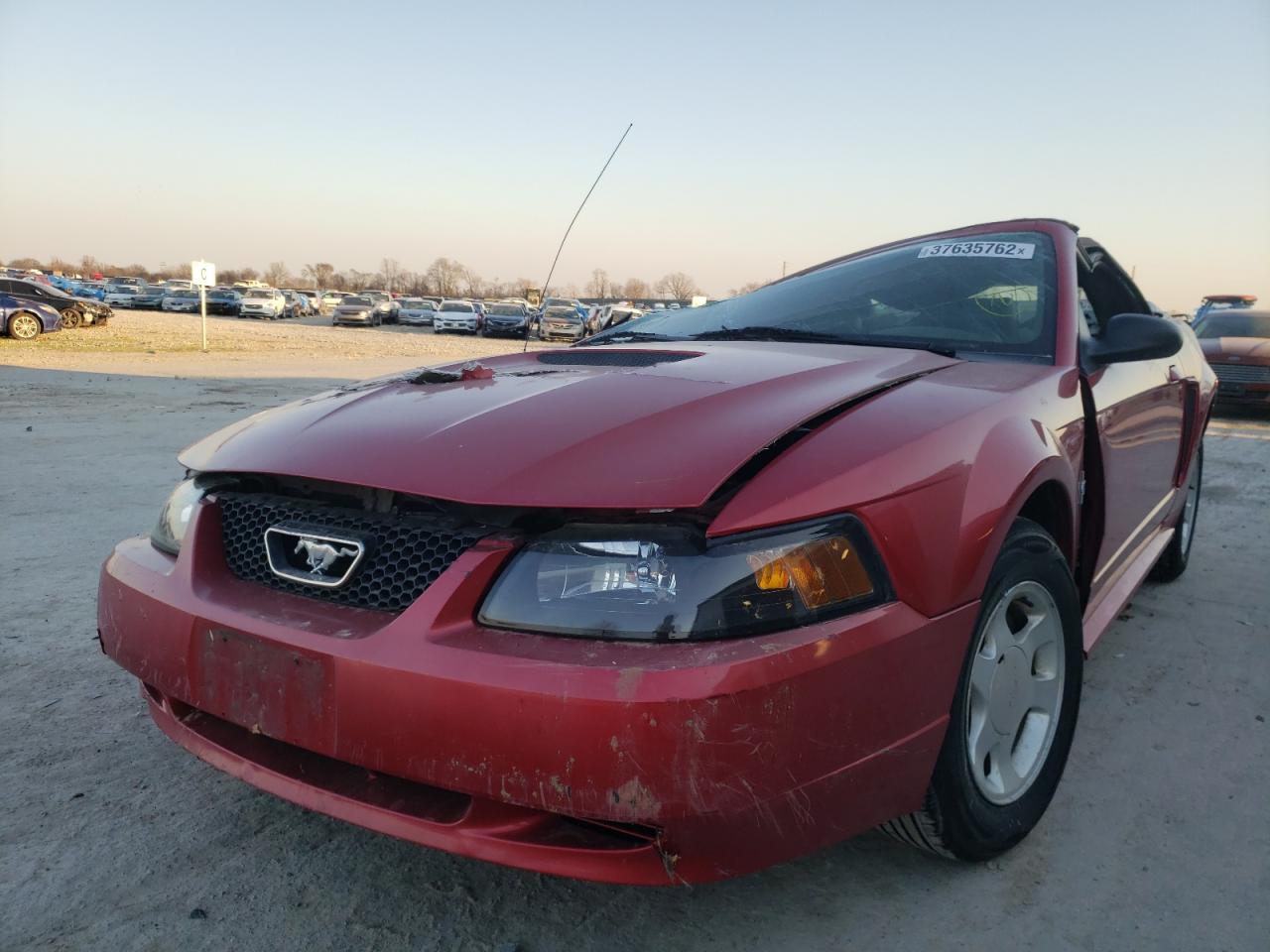 Photo 2 from auction – 2000 FORD MUSTANG with VIN 1FAFP4442YF212987