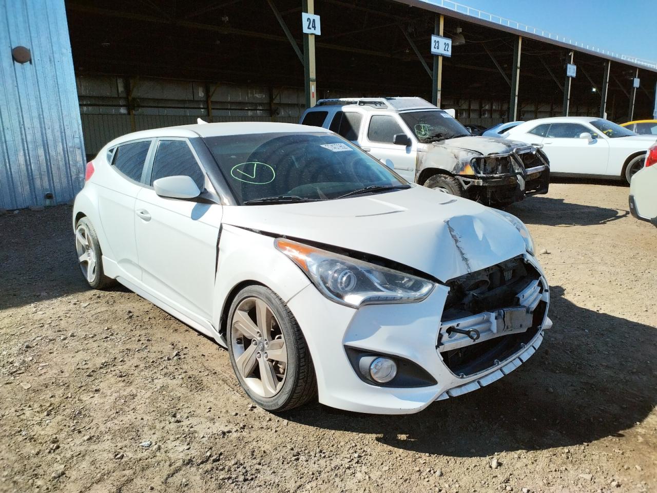 HYUNDAI VELOSTER T 2015 with VIN KMHTC6AE0FU239370 - Photo from auction