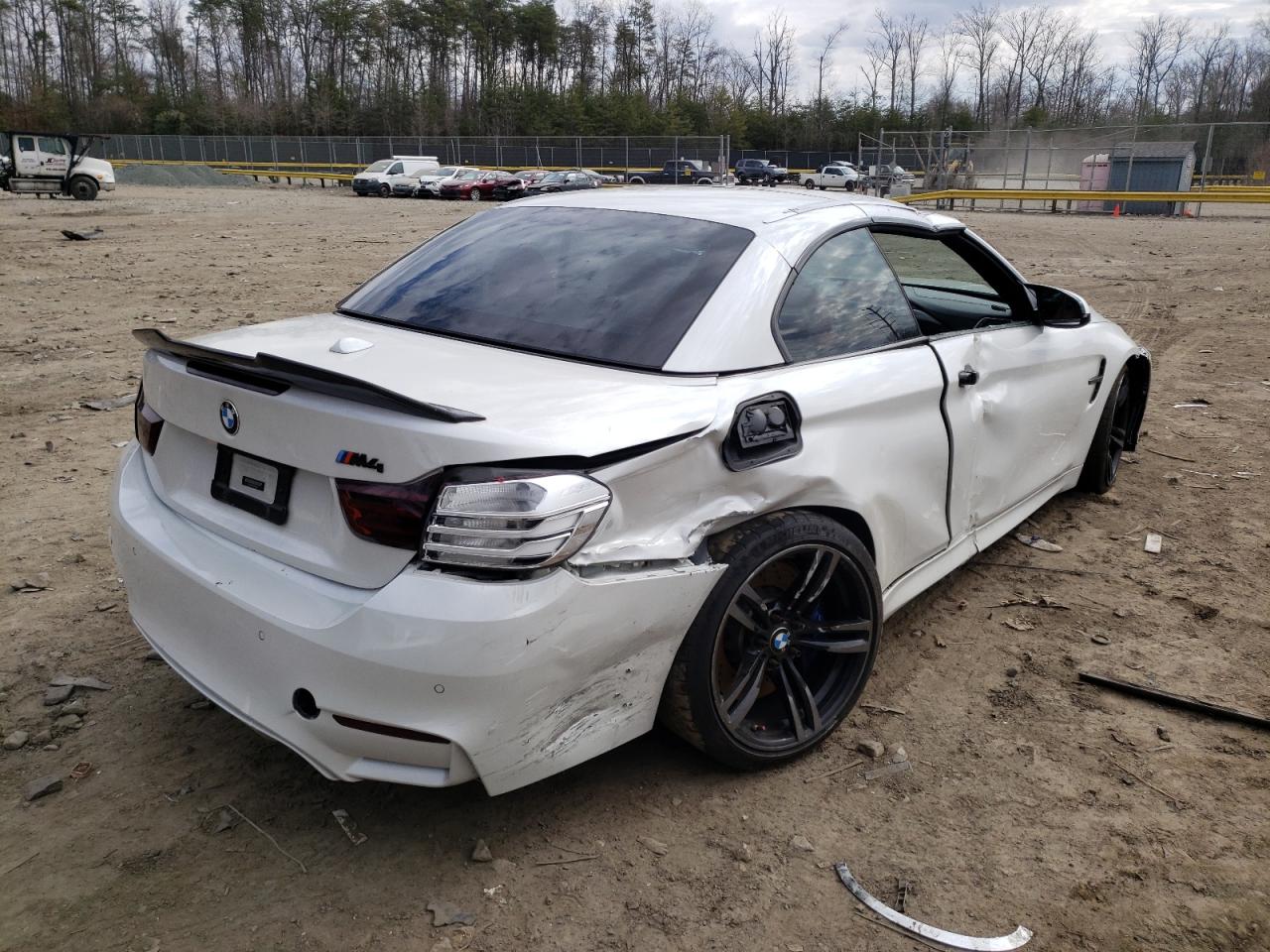Photo 4 from auction – 2016 BMW M4 with VIN WBS3U9C54GP969579