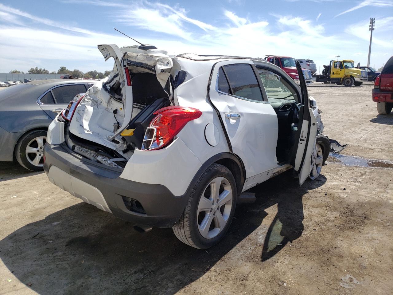 Photo 4 from auction – 2016 BUICK ENCORE with VIN KL4CJASB3GB732582
