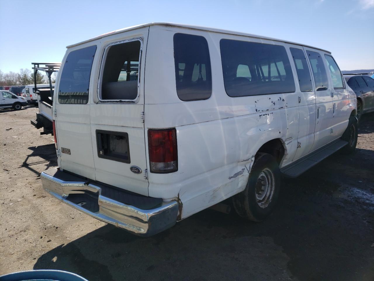 Photo 4 from auction – 2005 FORD ECONOLINE with VIN 1FBSS31S65HA52525