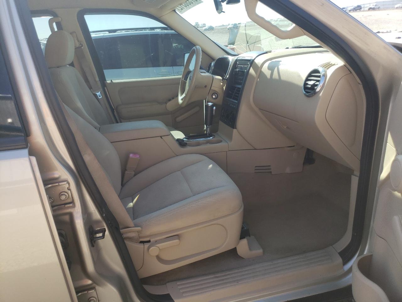 Zdjęcie 5 z aukcji – 2006 FORD EXPLORER X z VIN 1FMEU72E26UA24311