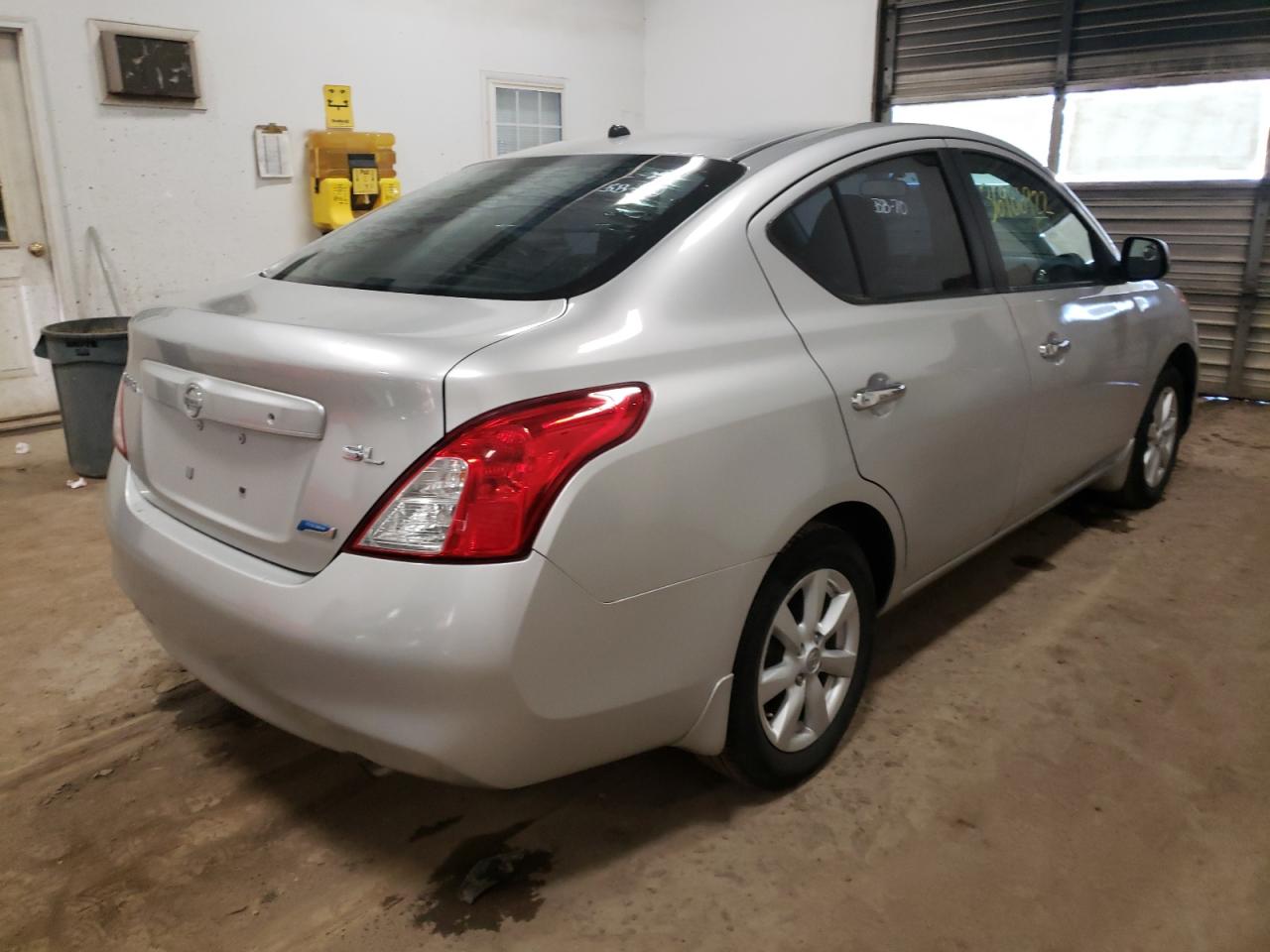 Photo 4 from auction – 2012 NISSAN VERSA S with VIN 3N1CN7AP6CL878531