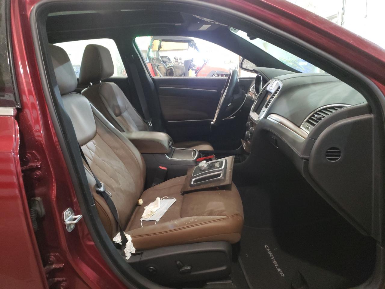 Photo 5 from auction – 2020 CHRYSLER 300C with VIN 2C3CCAPT9LH169979
