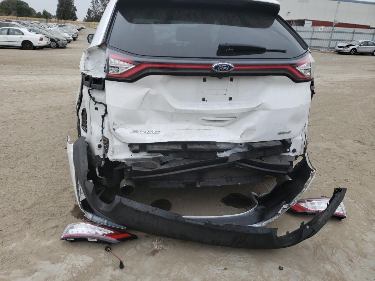 Photo 9 from auction – 2015 FORD EDGE SE with VIN 2FMTK3G9XFBC35148