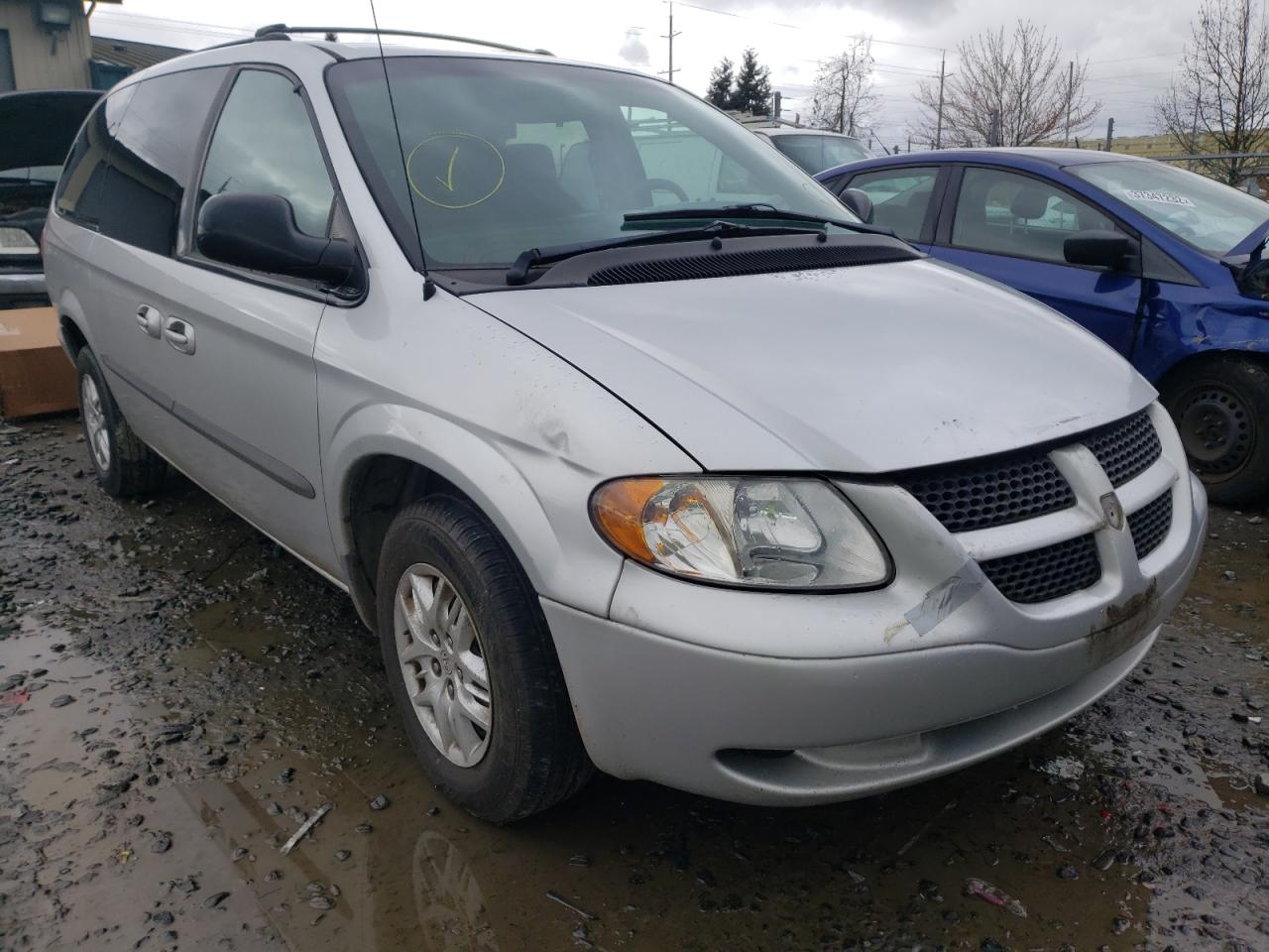 DODGE GRAND CARA 2002 with VIN 2B4GP44322R746073 - Photo from auction