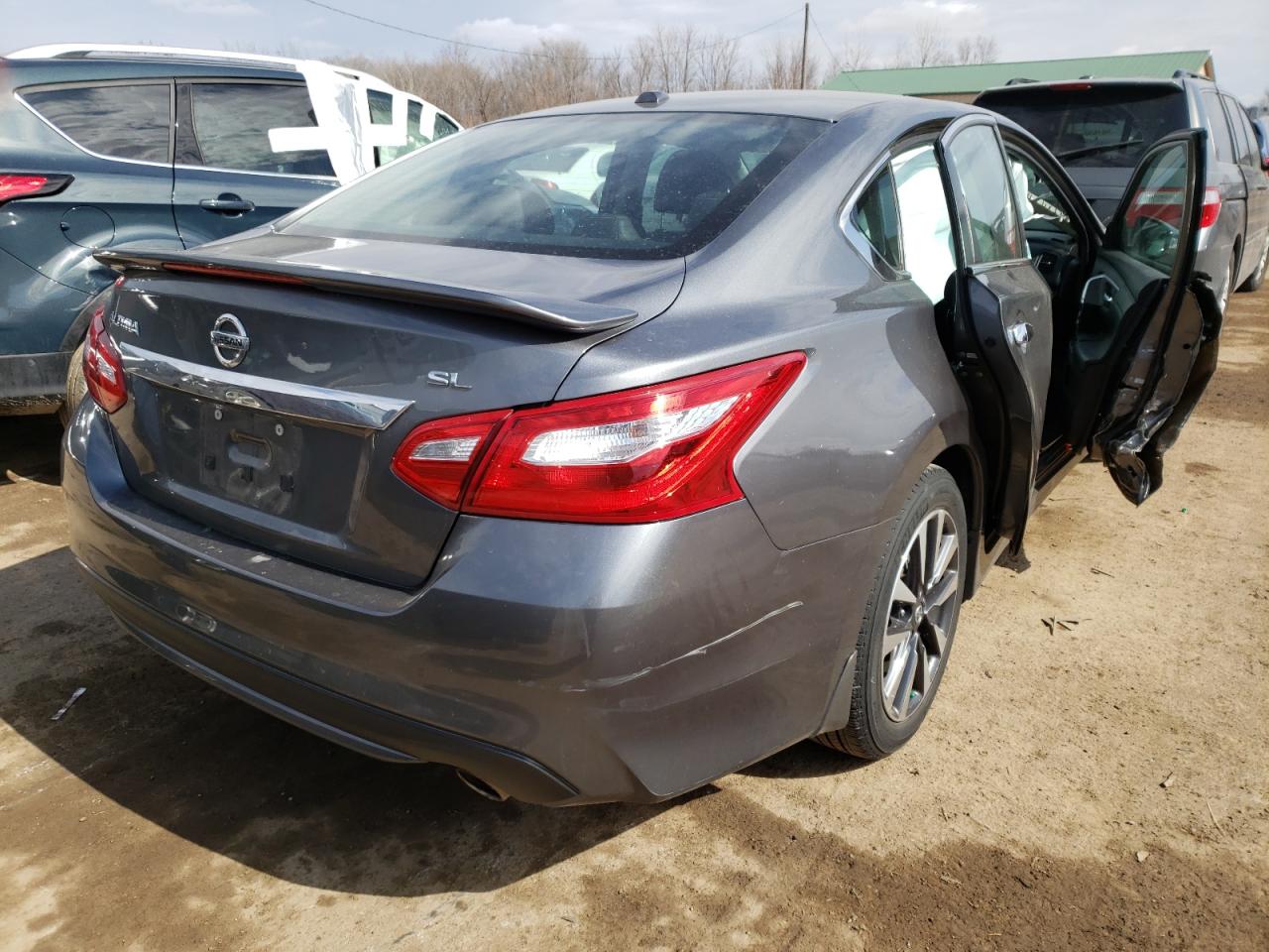 Photo 4 from auction – 2016 NISSAN ALTIMA 2.5 with VIN 1N4AL3AP1GC175526