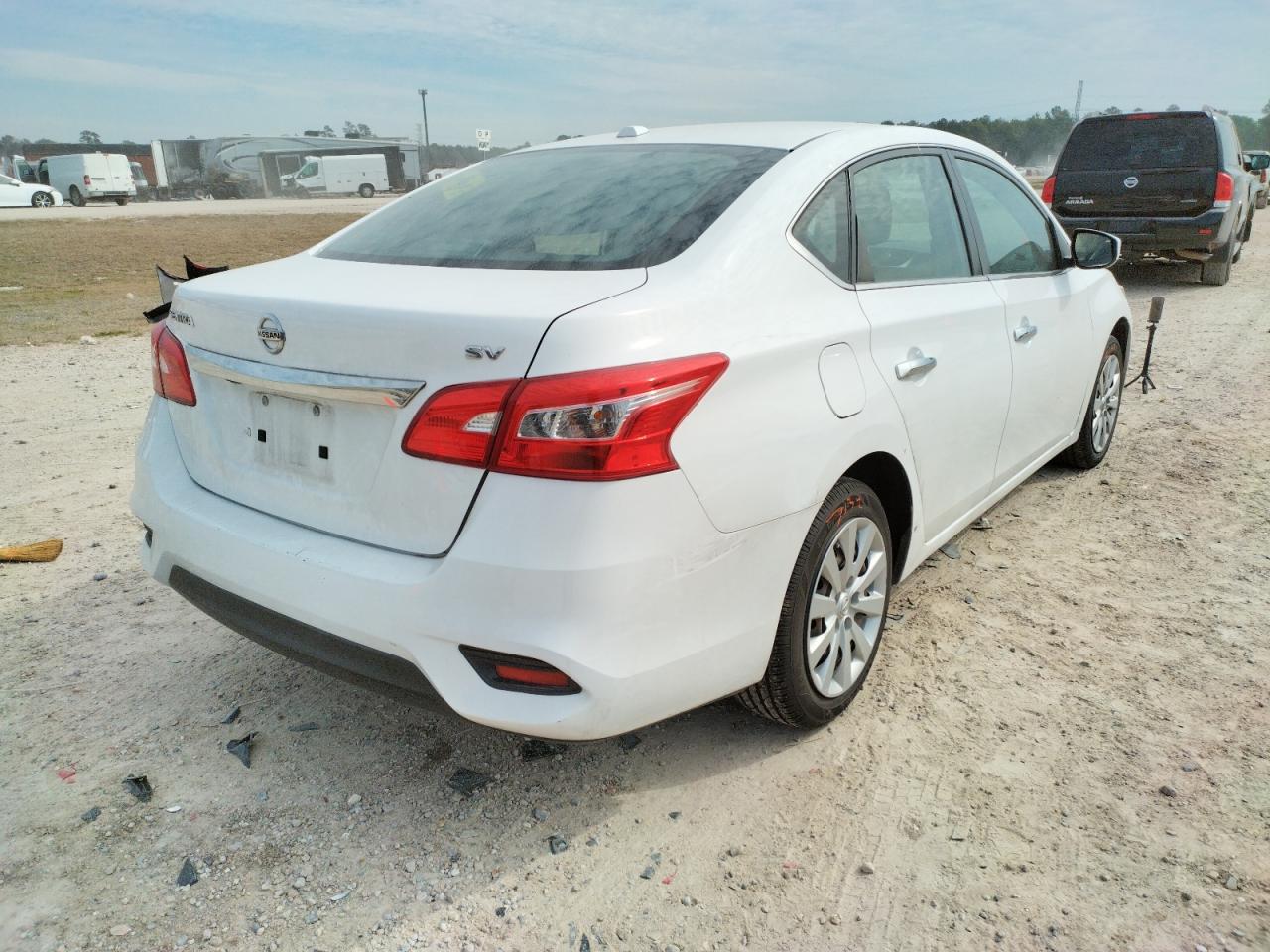 Photo 4 from auction – 2017 NISSAN SENTRA S with VIN 3N1AB7APXHY330168