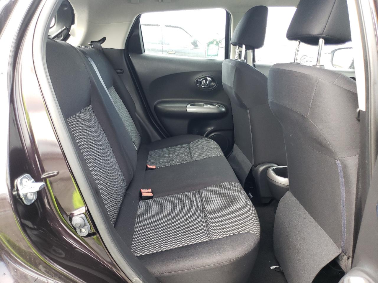 Photo 6 from auction – 2015 NISSAN JUKE S with VIN JN8AF5MV0FT553538
