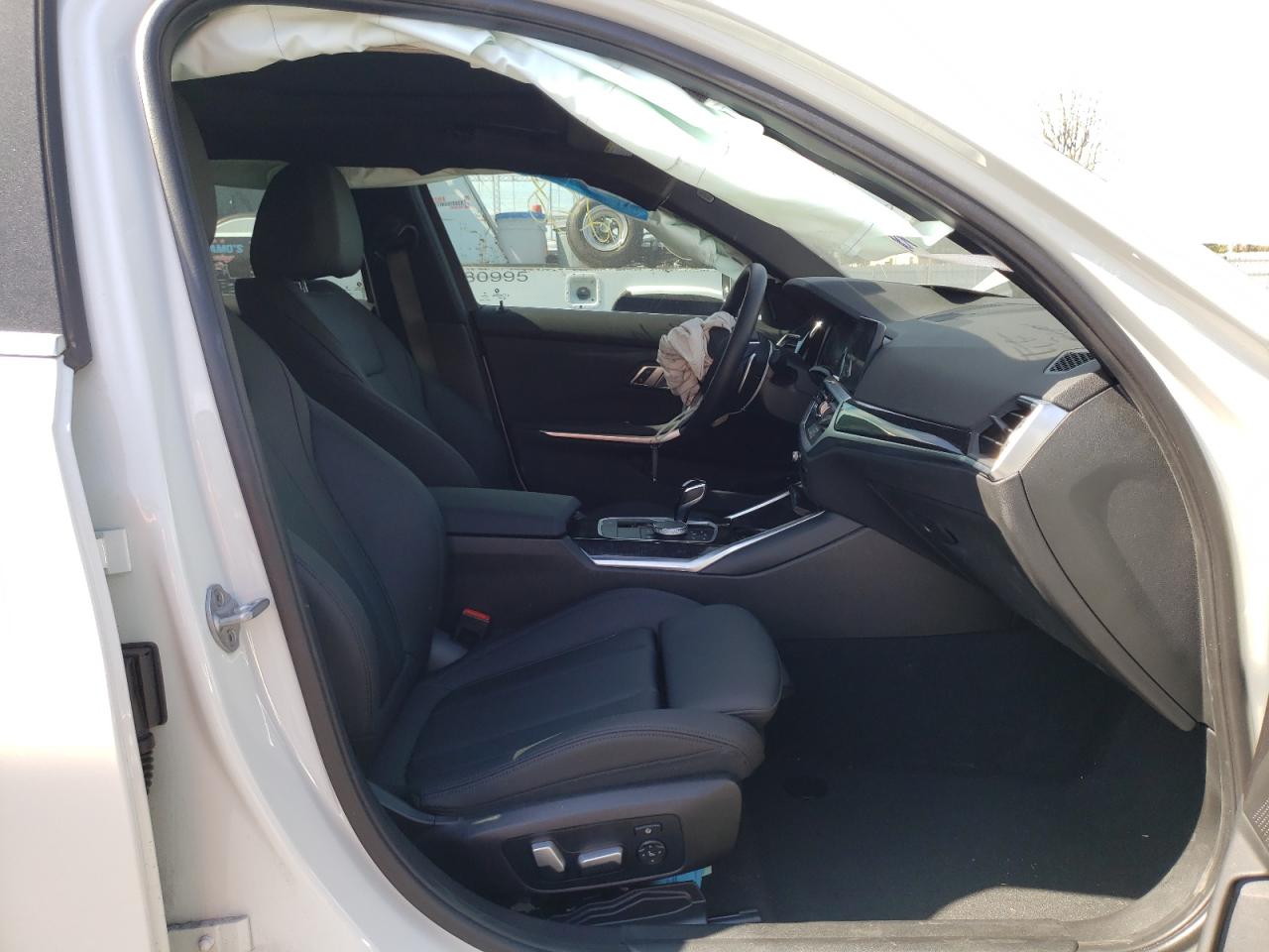 Photo 5 from auction – 2021 BMW 330E with VIN 3MW5P7J03M8B93505