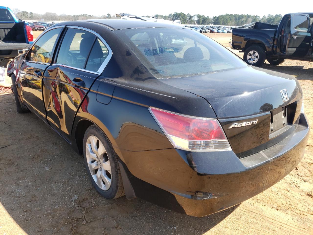 Photo 3 from auction – 2008 HONDA ACCORD EX with VIN JHMCP26778C021235
