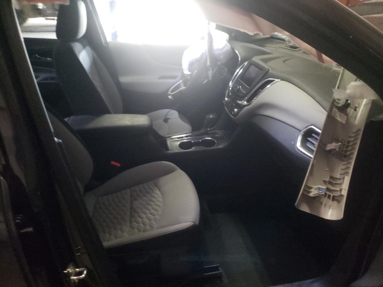 Photo 5 from auction – 2020 CHEVROLET EQUINOX LS with VIN 3GNAXSEV7LS525092