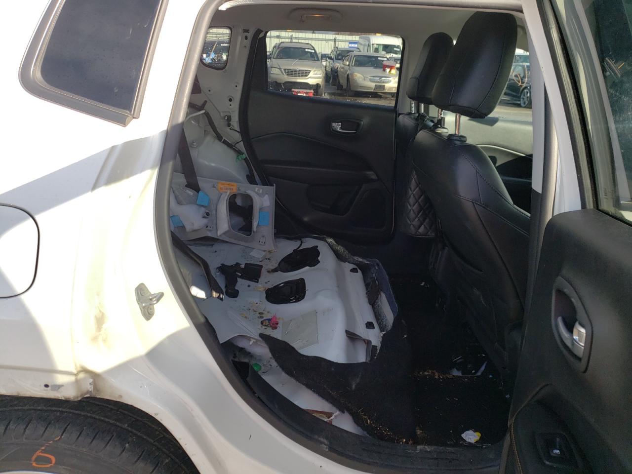 Photo 6 from auction – 2019 JEEP COMPASS LI with VIN 3C4NJCCBXKT664135