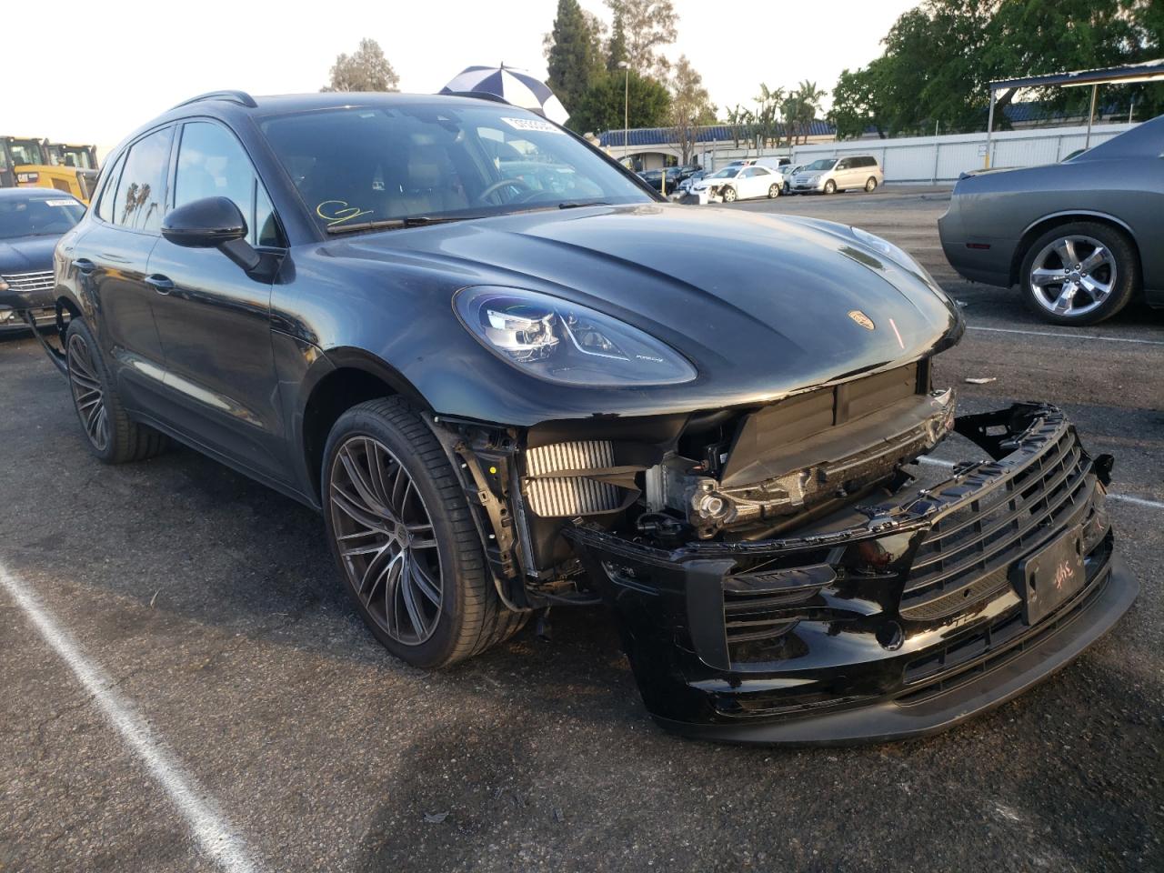 PORSCHE MACAN S 2020 with VIN WP1AB2A5XLLB37047 - Photo from auction