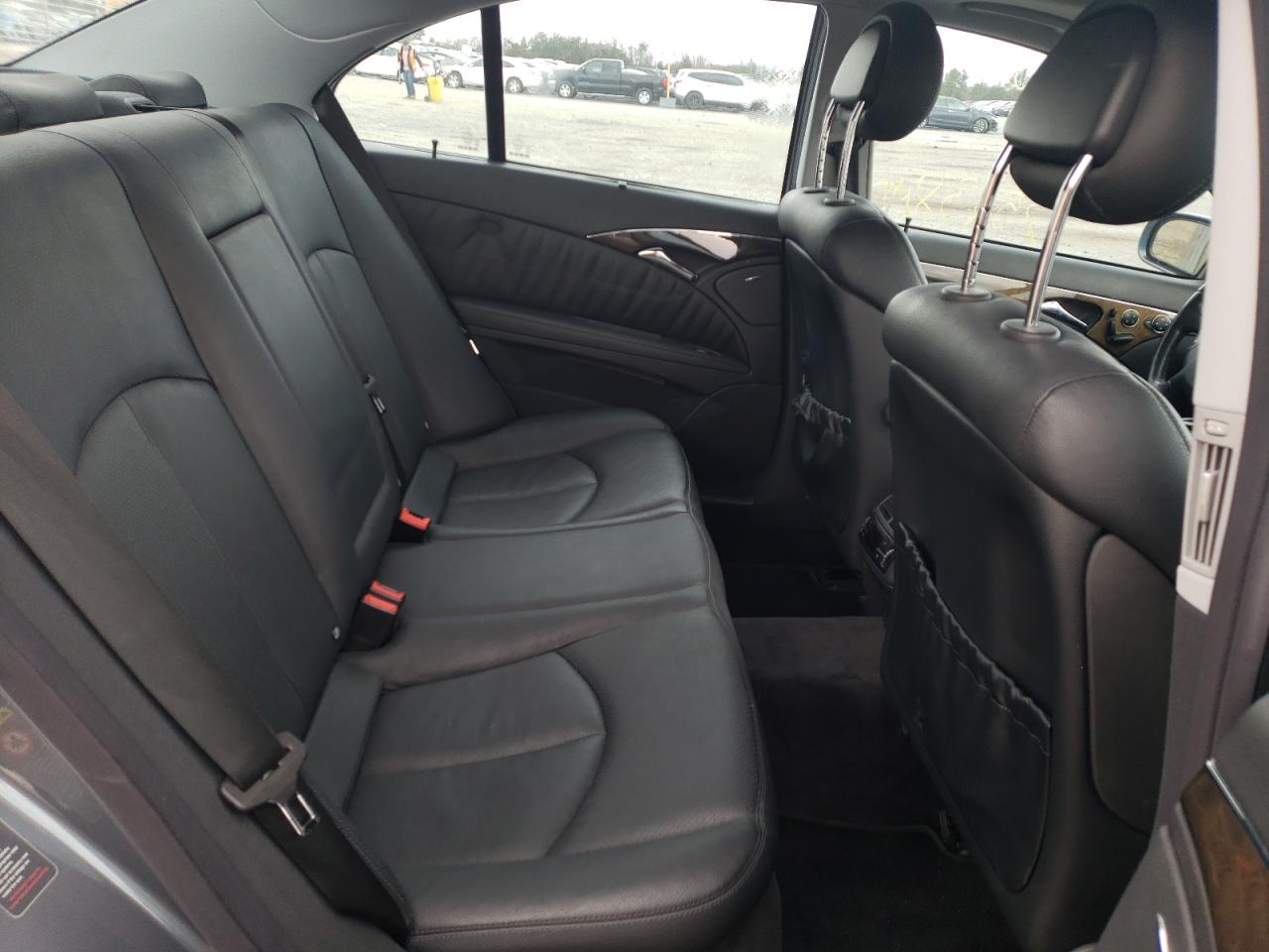 Photo 6 from auction – 2005 MERCEDES-BENZ E 500 with VIN WDBUF70J55A685470