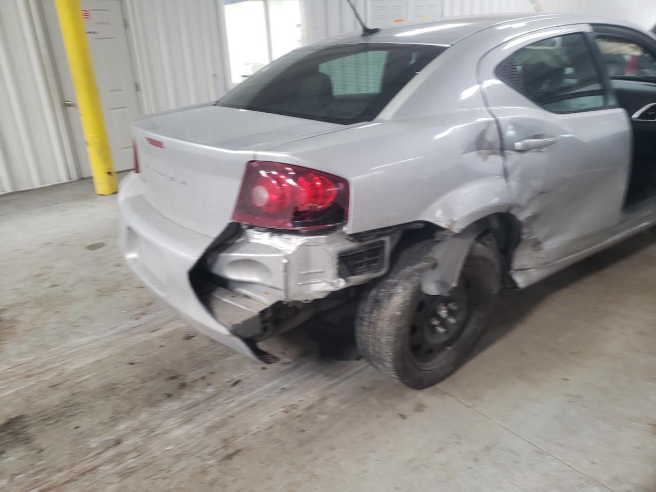 Photo 9 from auction – 2012 DODGE AVENGER SE with VIN 1C3CDZAB7CN128821