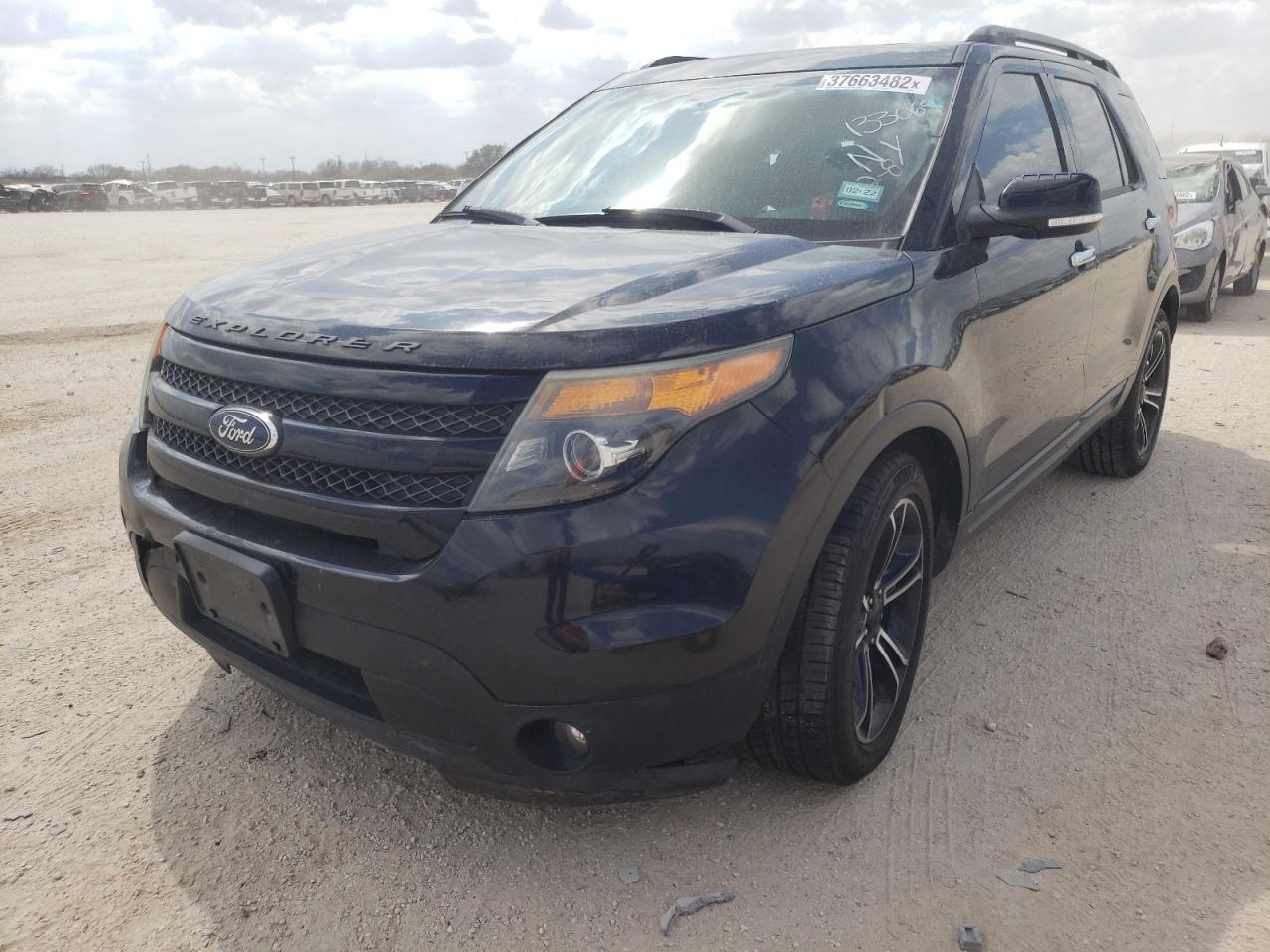 Photo 2 from auction – 2014 FORD EXPLORER S with VIN 1FM5K8GT4EGB58155