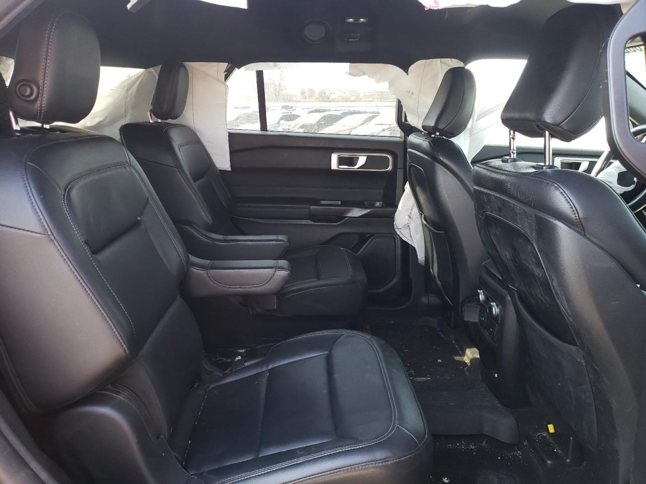 Photo 6 from auction – 2020 FORD EXPLORER X with VIN 1FMSK8DH5LGB63882
