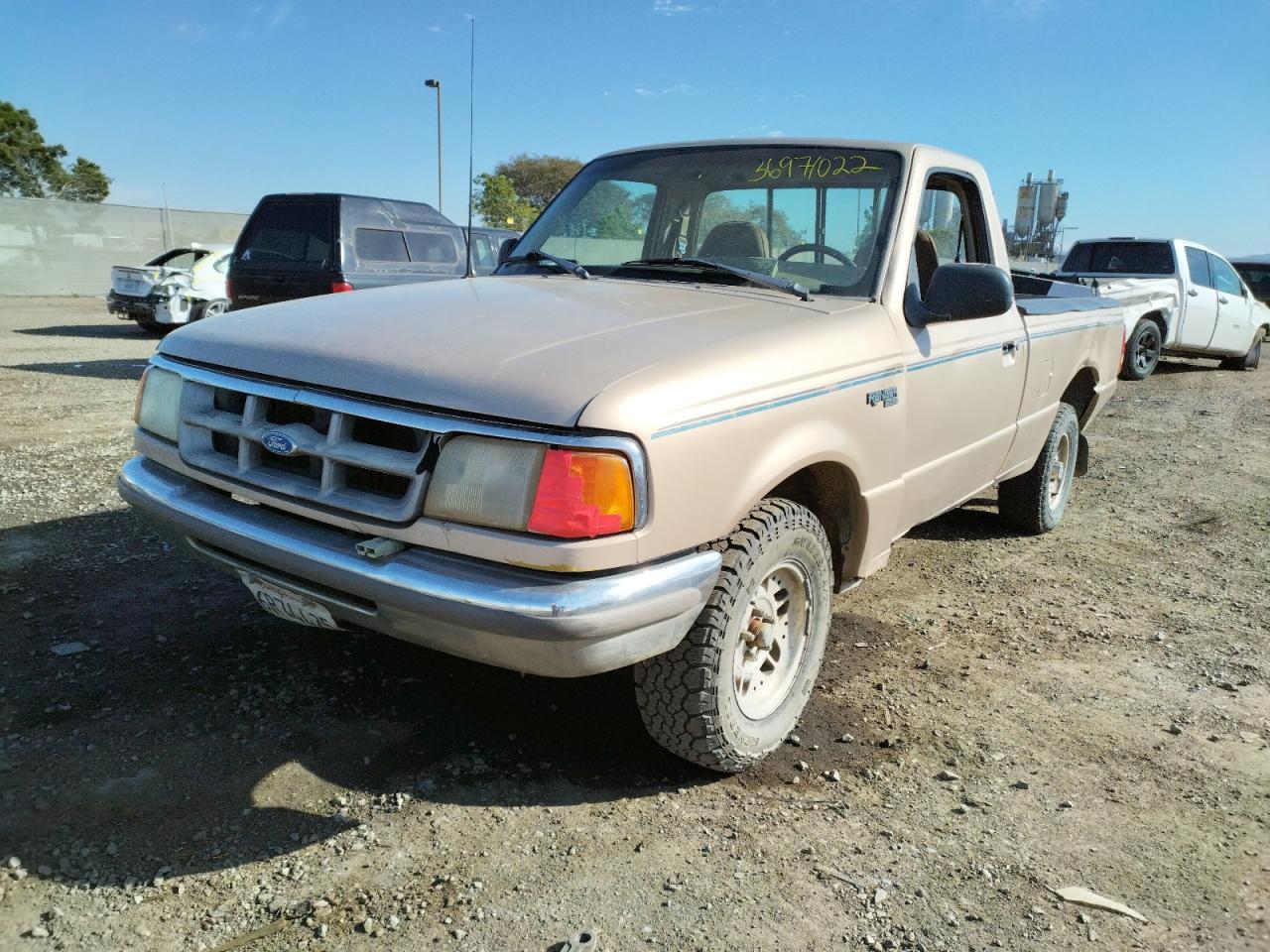 Photo 2 from auction – 1993 FORD RANGER with VIN 1FTCR10X4PPA14216