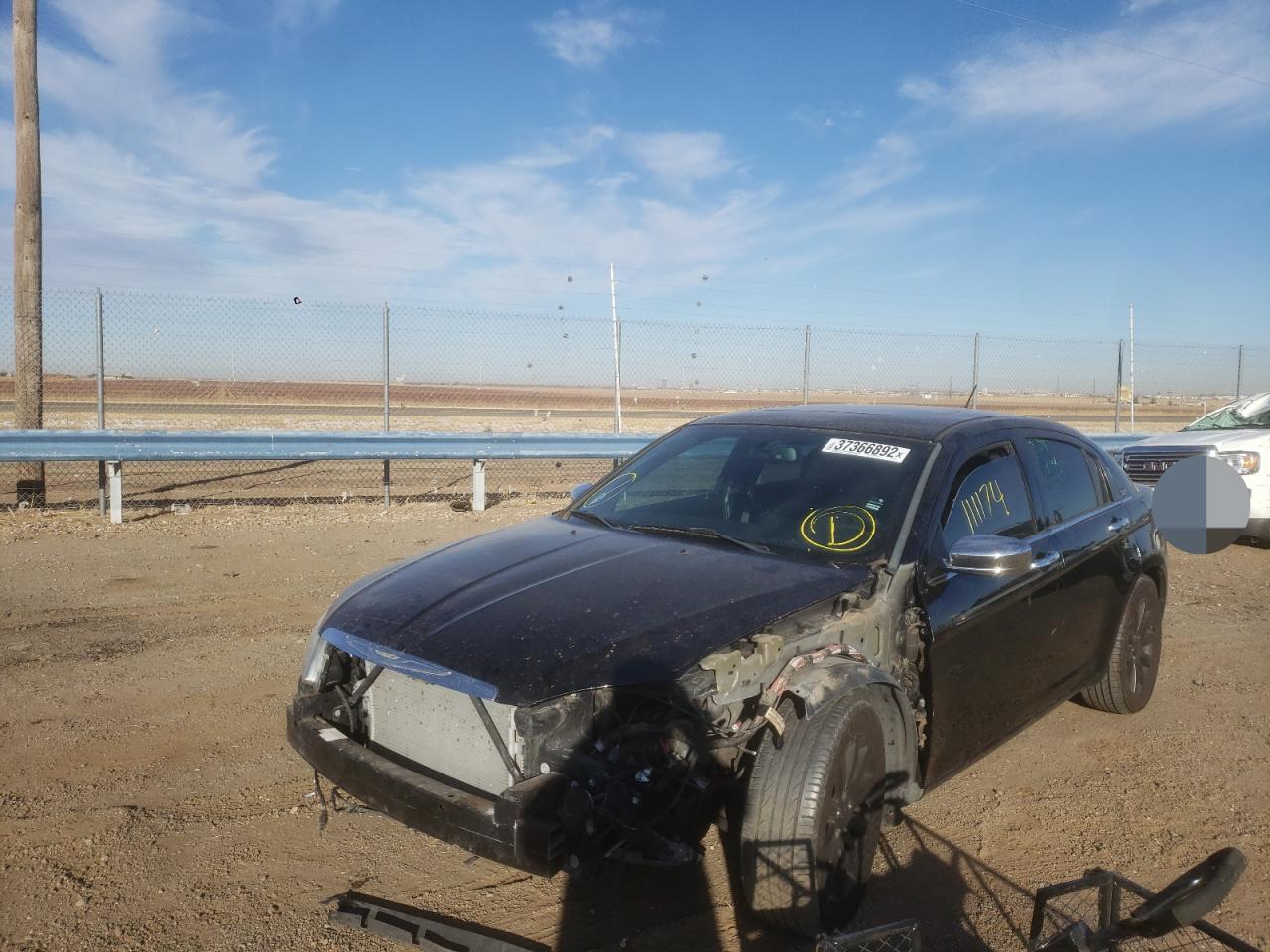 Photo 2 from auction – 2014 CHRYSLER 200 LIMITE with VIN 1C3CCBCG7EN135418