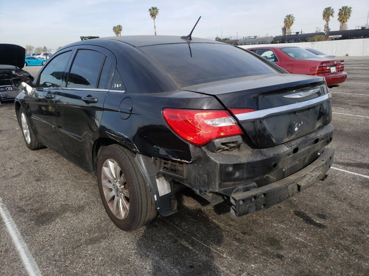 Photo 3 from auction – 2013 CHRYSLER 200 TOURIN with VIN 1C3CCBBBXDN588615