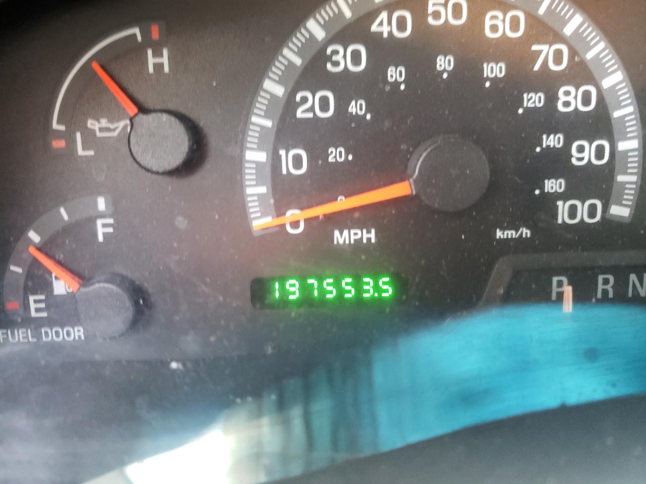 Photo 8 from auction – 2000 FORD F150 with VIN 1FTRX18L2YNB14278