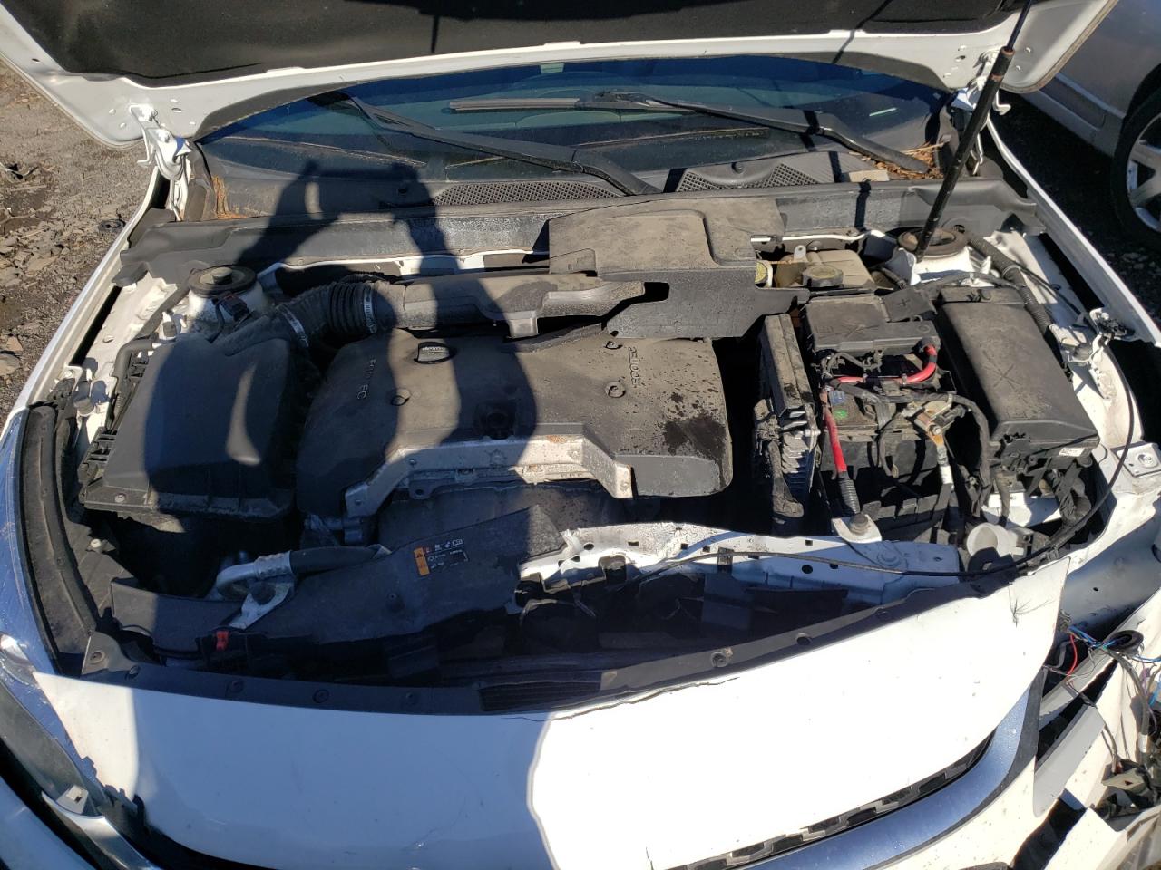 Photo 7 from auction – 2016 CHEVROLET MALIBU LIM with VIN 1G11C5SA7GF126385