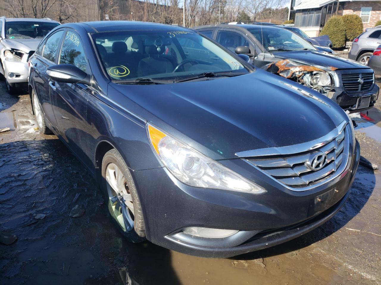 Photo 9 from auction – 2012 HYUNDAI SONATA SE with VIN 5NPEC4AC5CH387844