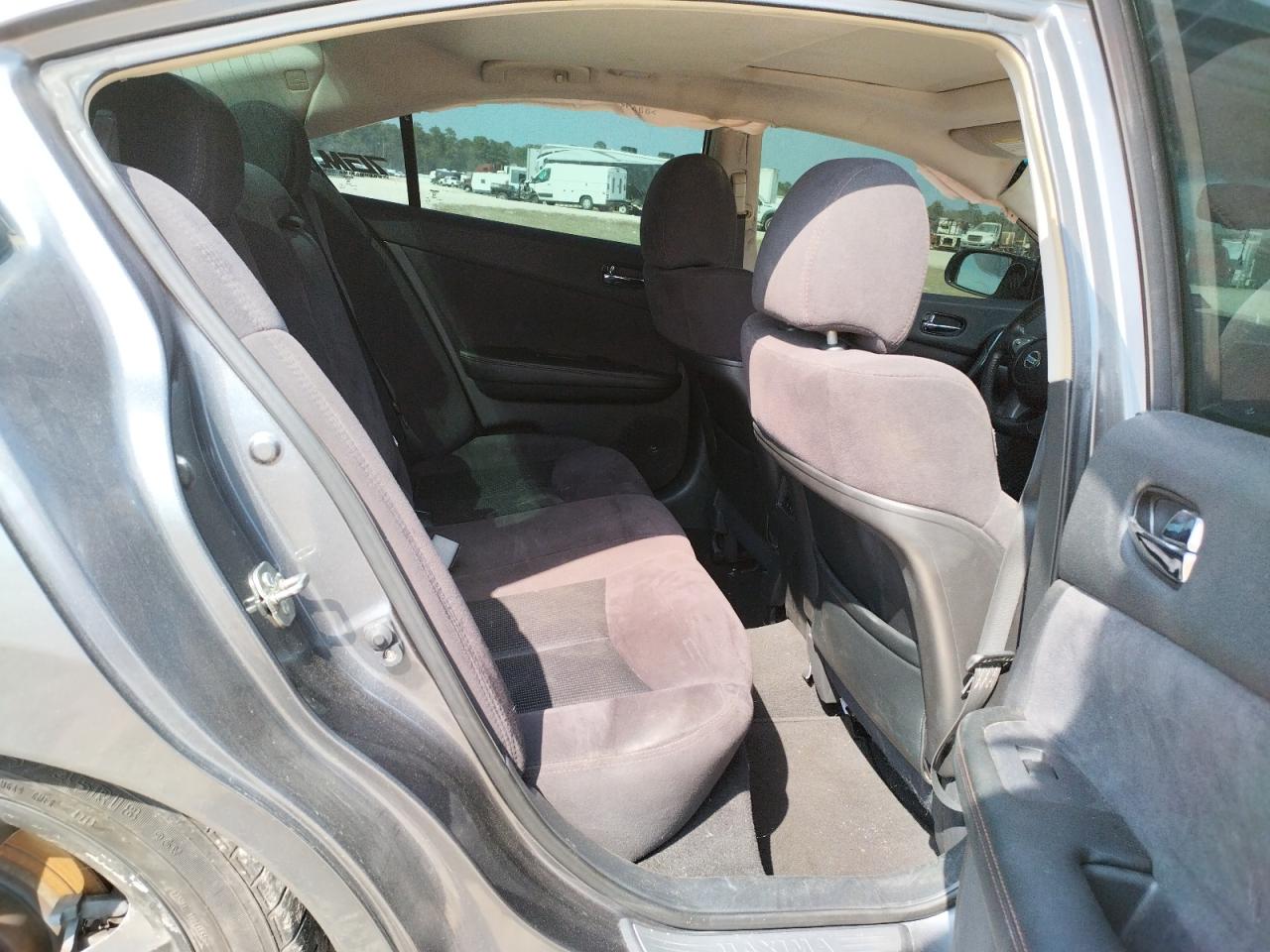 Photo 6 from auction – 2014 NISSAN MAXIMA S with VIN 1N4AA5AP5EC452385