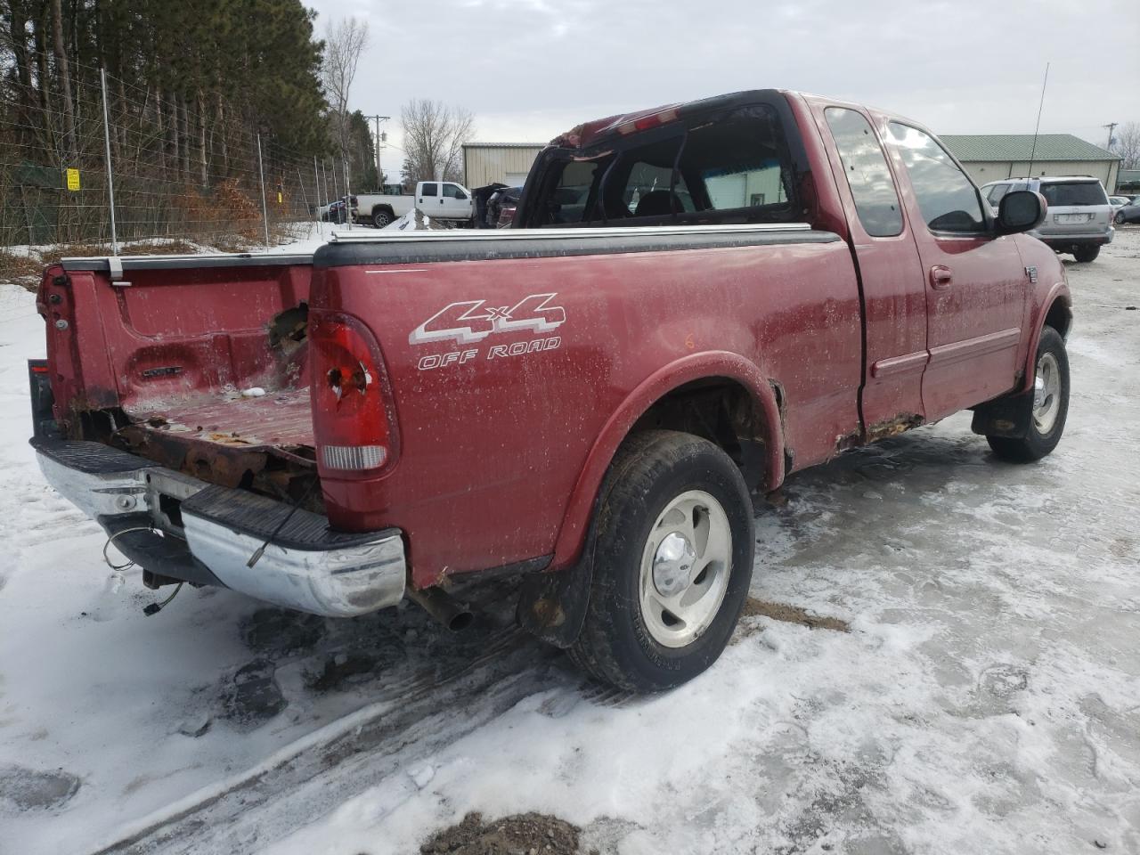 Photo 4 from auction – 2000 FORD F150 with VIN 1FTRX18L2YNB14278