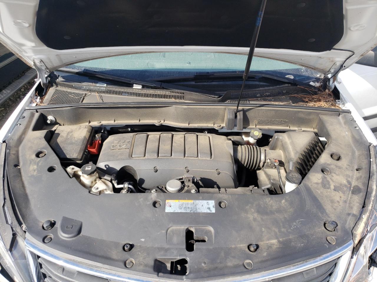 Photo 7 from auction – 2017 CHEVROLET TRAVERSE L with VIN 1GNKRFED5HJ353523