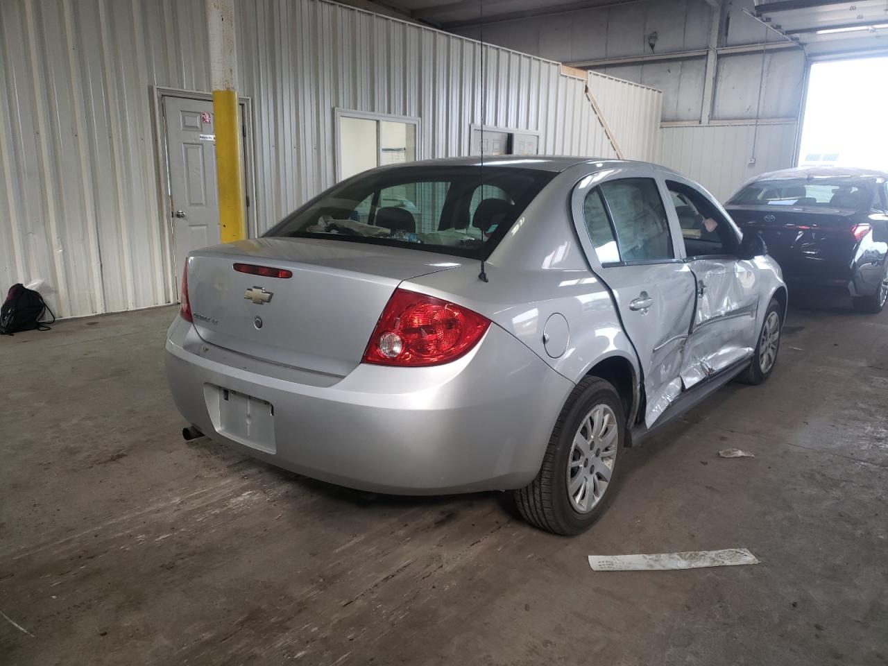 Photo 4 from auction – 2010 CHEVROLET COBALT 1LT with VIN 1G1AD5F59A7183053